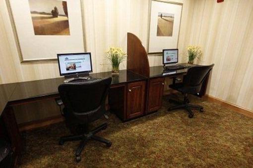 фото отеля Country Inn & Suites Columbus (Fort Benning)