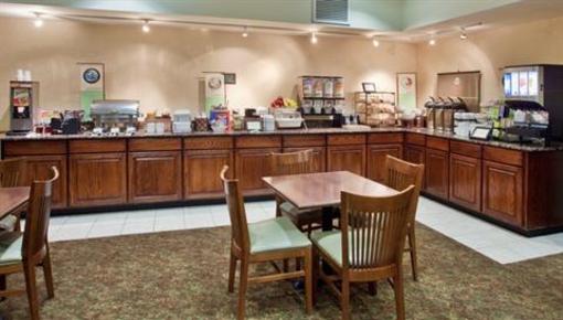 фото отеля Country Inn & Suites Columbus (Fort Benning)