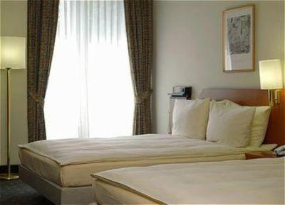 фото отеля Holiday Inn Aachen