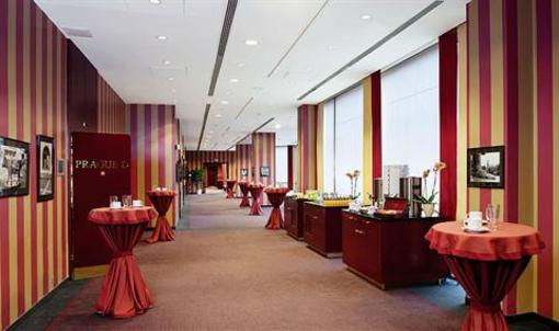 фото отеля The Diplomat Hotel