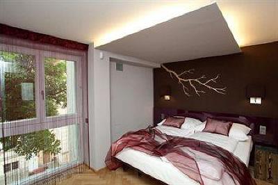 фото отеля Mosaic House