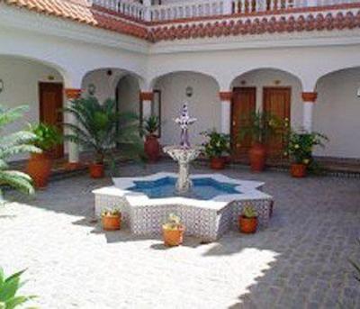 фото отеля Hotel Diufain Conil de la Frontera