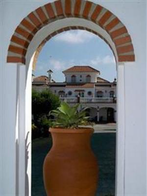 фото отеля Hotel Diufain Conil de la Frontera
