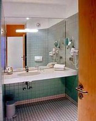 фото отеля Aqualux Wellness & Tagungshotel Bad Salzschlirf