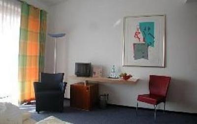 фото отеля Aqualux Wellness & Tagungshotel Bad Salzschlirf
