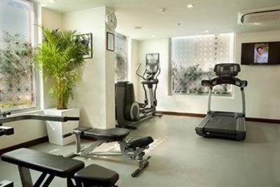 фото отеля Lemon Tree Premier Leisure Valley Gurgaon
