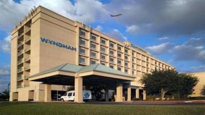 фото отеля Wyndham Dallas Love Field