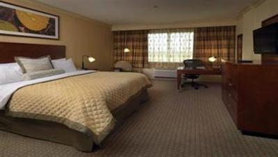 фото отеля Wyndham Dallas Love Field