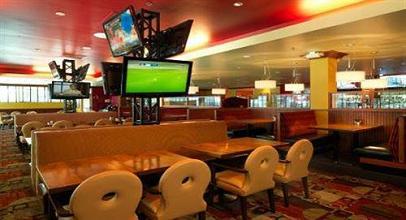 фото отеля Wyndham Dallas Love Field
