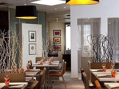 фото отеля Novotel Lyon Gerland