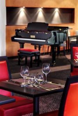 фото отеля Best Western Maurepas St-Quentin