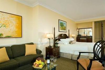 фото отеля BEST WESTERN PLUS Novato Oaks Inn