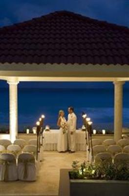 фото отеля Avalon Grand Cancun
