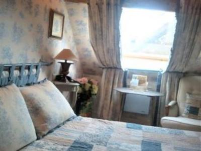 фото отеля Logis Hostellerie du Prieure