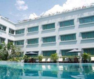 фото отеля Aston Tropicana Hotel & Plaza Bandung