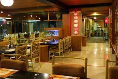 фото отеля Aston Tropicana Hotel & Plaza Bandung