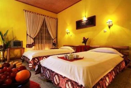 фото отеля Poeri Devata Resort Hotel