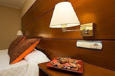 фото отеля Hotel Eliana Park