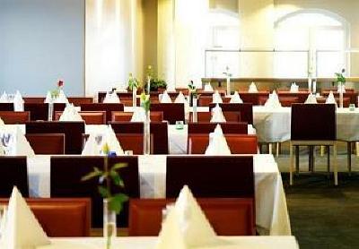 фото отеля Best Western Taby Park Hotel