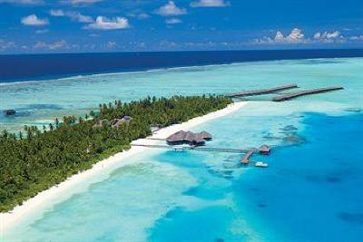 фото отеля Medhufushi Island Resort