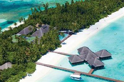 фото отеля Medhufushi Island Resort