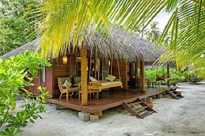 фото отеля Medhufushi Island Resort