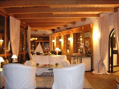 фото отеля Lindenhof Landgasthof Hotel