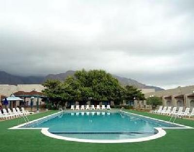 фото отеля Golden Tulip Nizwa