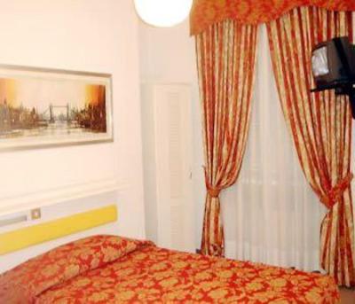 фото отеля MacMahon Hotel