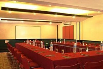фото отеля Ramada Bangalore
