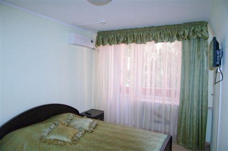 фото отеля Yughotel