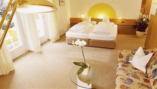 фото отеля Hotel Sonnenhof Merano