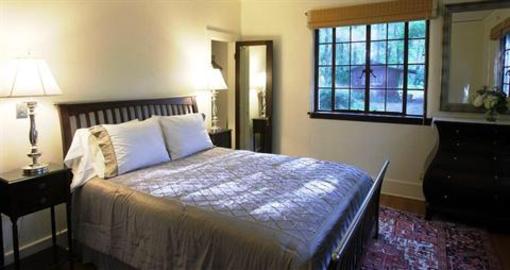 фото отеля Pratt Place Inn