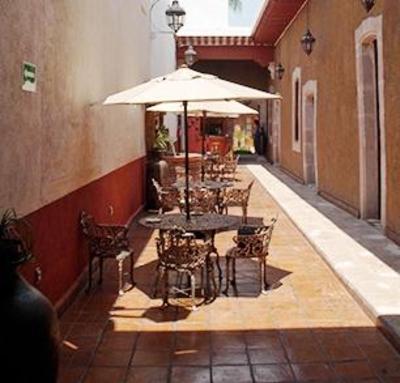 фото отеля Hotel Del Callejon