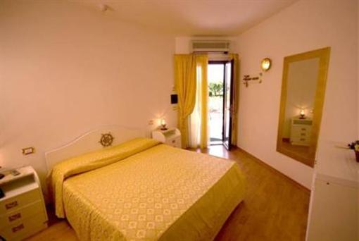 фото отеля Hotel Le Cave