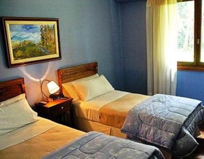 фото отеля Los Nobles Hostal de Bosque