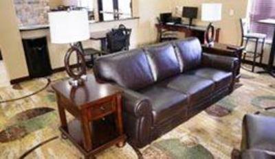 фото отеля Cobblestone Inn and Suites Rugby