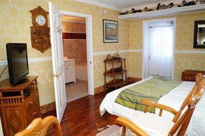 фото отеля Dover Garden Suites