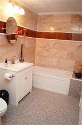 фото отеля Dover Garden Suites