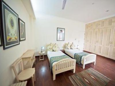 фото отеля Rainbow Hospitality - Delhi Airport Serviced Apartments