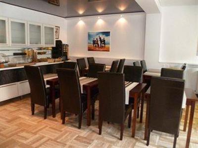 фото отеля Hotel Victoria Perpignan