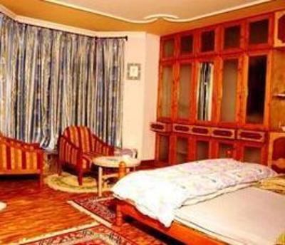 фото отеля Abrol Hotel and Cottages