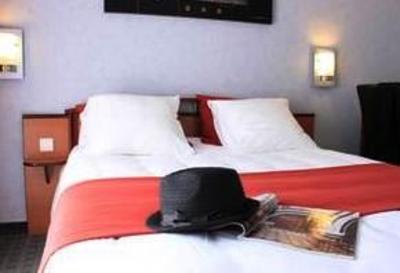 фото отеля Inter Hotel La Chaussairie