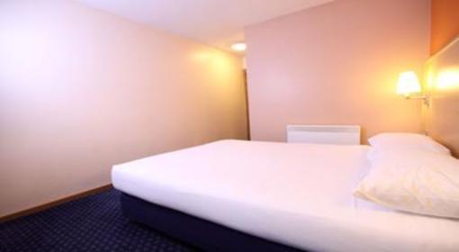 фото отеля Travelodge Bedford