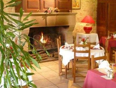 фото отеля Hotel Le Petit Sale Saint-Just-le-Martel