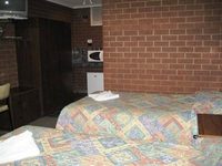 Sanctuary Park Motel