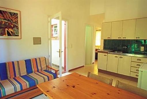 фото отеля Apartamentos Cala Blanca