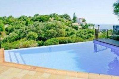 фото отеля Apartamentos Cala Blanca
