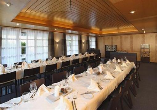 фото отеля Hotel Ochsen Menzingen