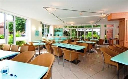 фото отеля Hotel Aquamarin Papenburg